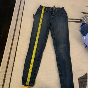 Levi’s 721 high rise skinny jeans